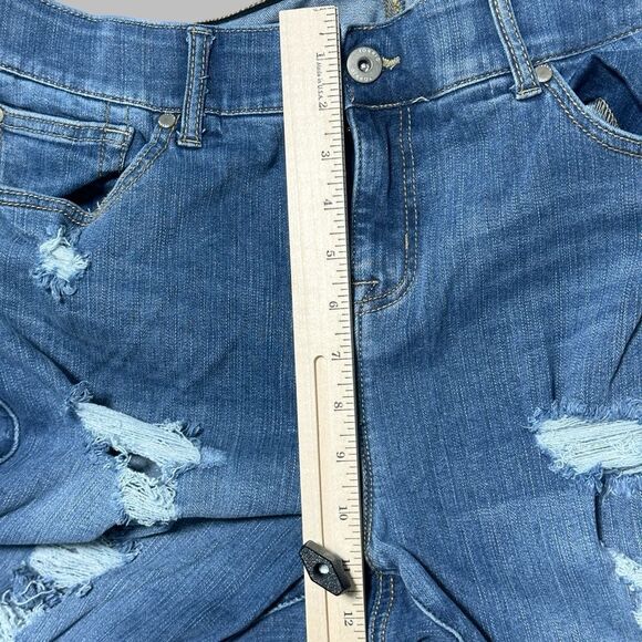 Torrid Womens Bombshell Skinny Jeans Size 18 SHORT Blue Distressed Medium Wash‎ - Picture 5 of 11